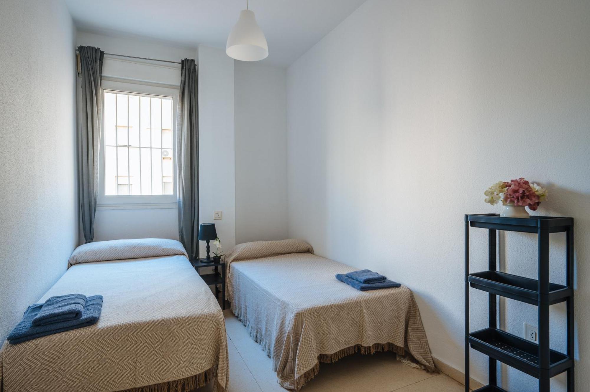 Apartmán Piso Familiar Virgen Del Rocio Sevilla Exteriér fotografie