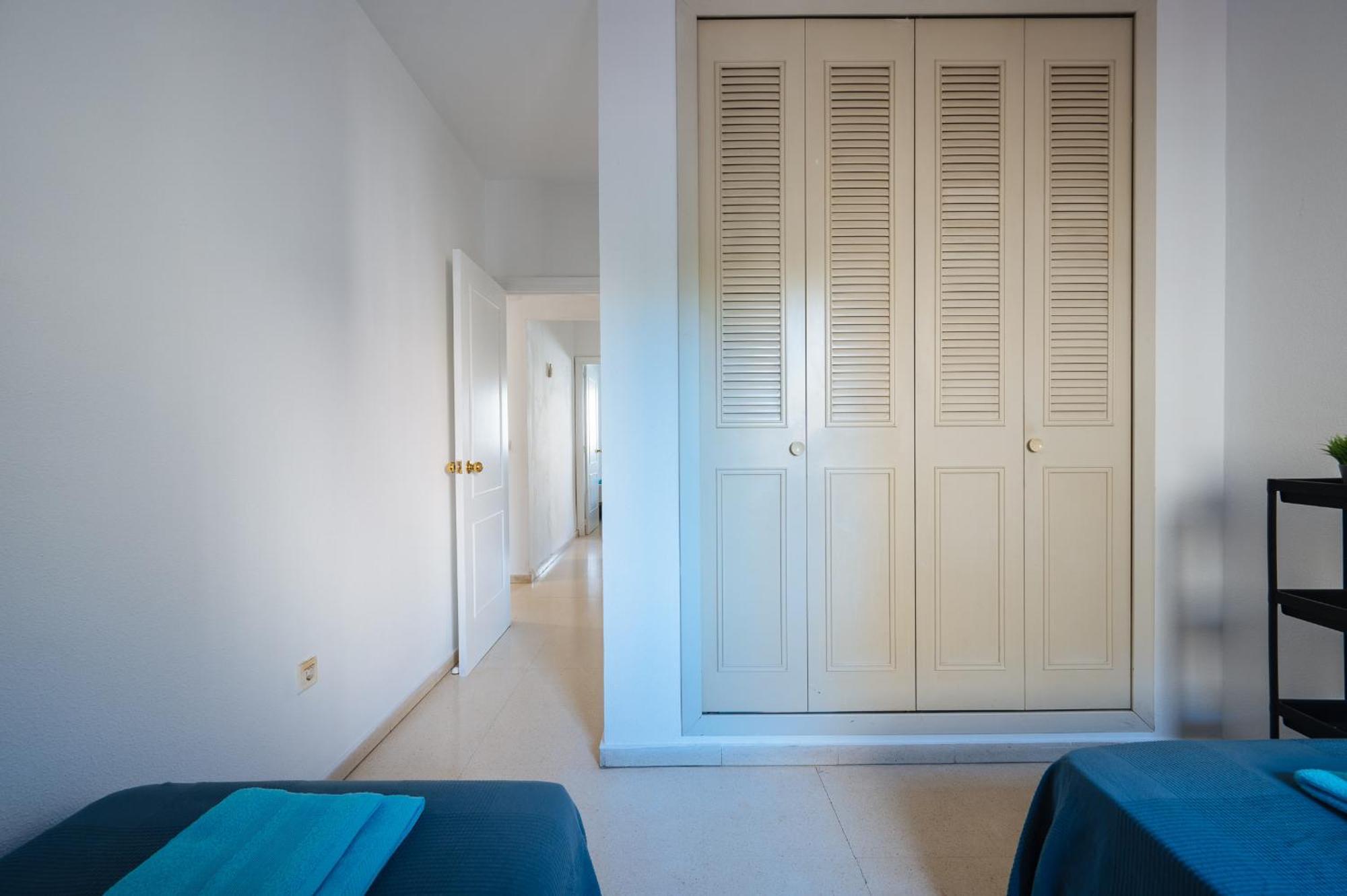 Apartmán Piso Familiar Virgen Del Rocio Sevilla Exteriér fotografie