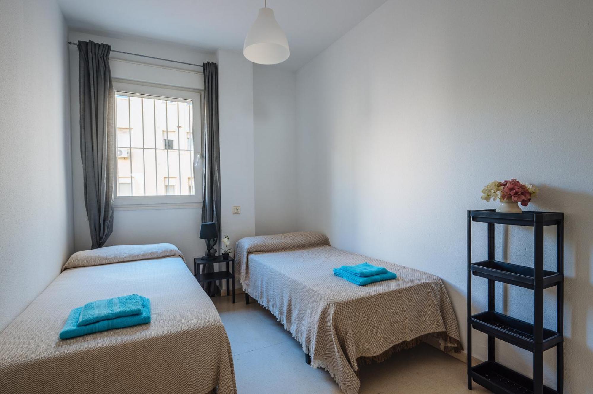 Apartmán Piso Familiar Virgen Del Rocio Sevilla Exteriér fotografie