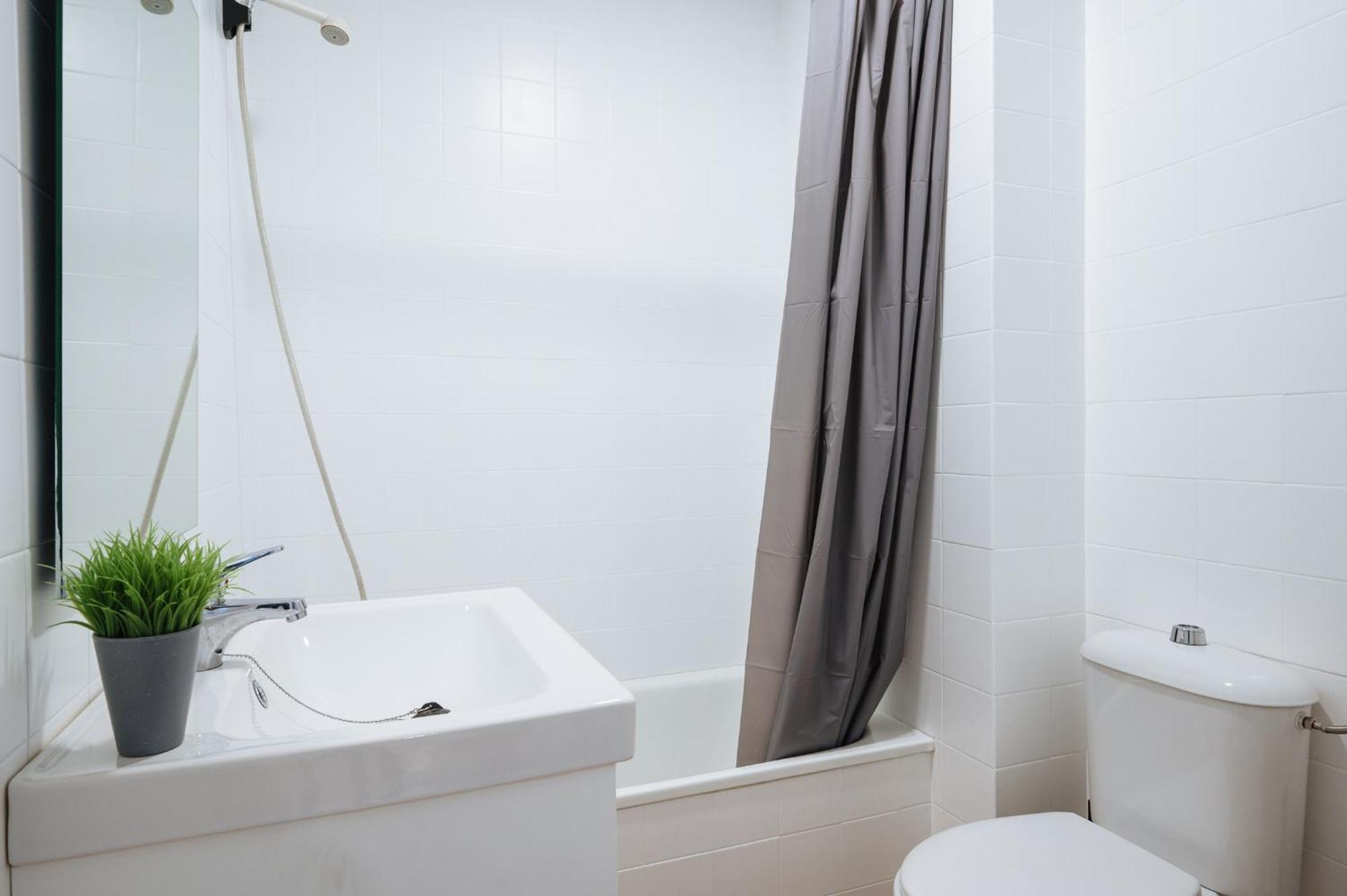 Apartmán Piso Familiar Virgen Del Rocio Sevilla Exteriér fotografie