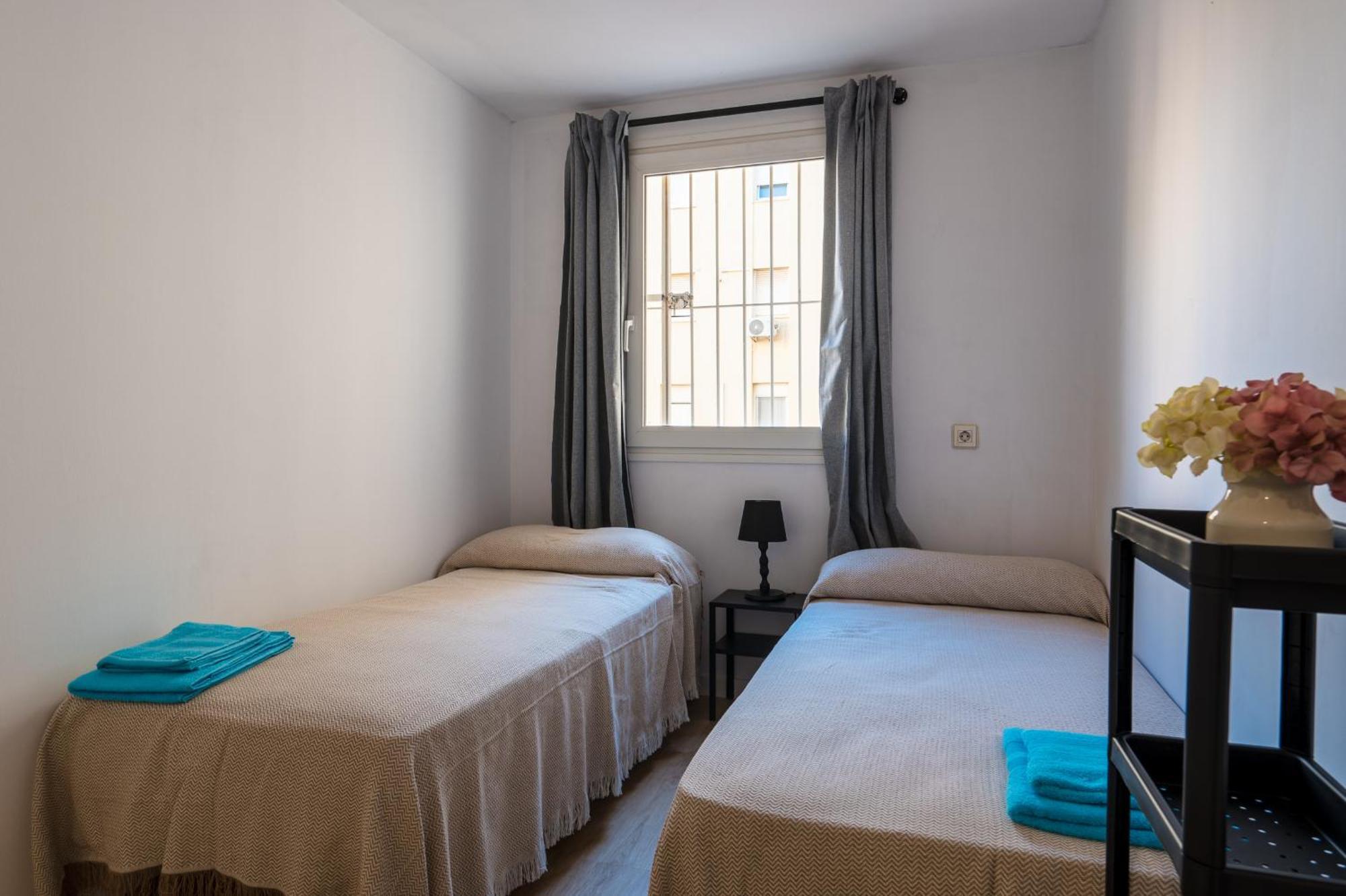 Apartmán Piso Familiar Virgen Del Rocio Sevilla Exteriér fotografie